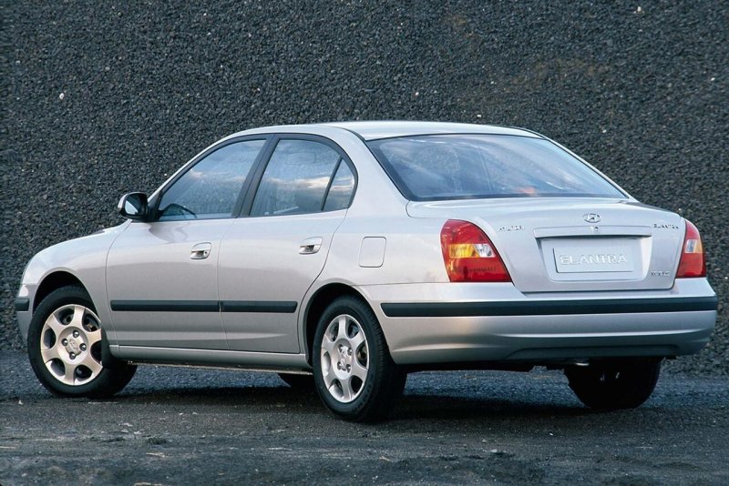 Hyundai Elantra XD 2000