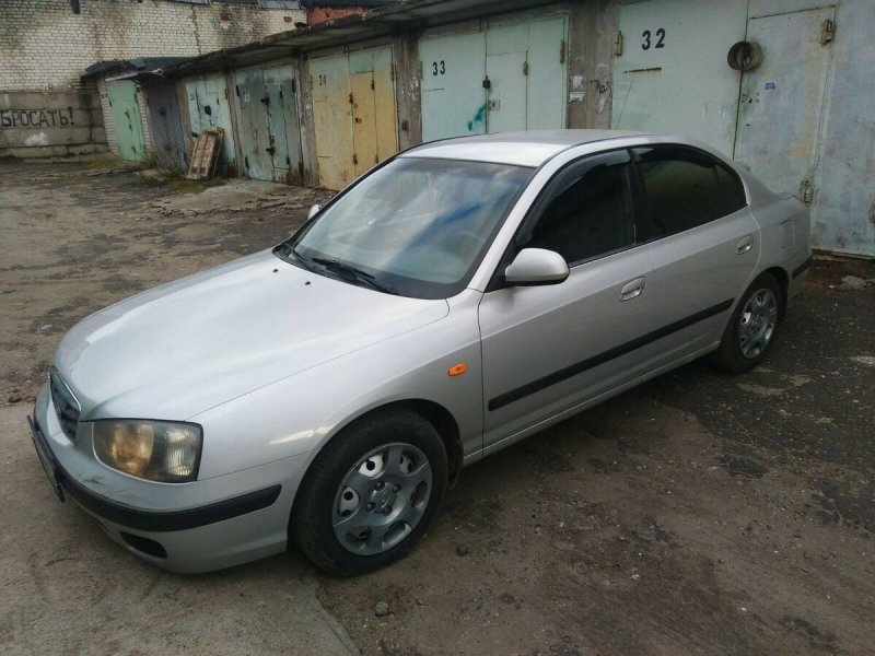 Hyundai Elantra 2003