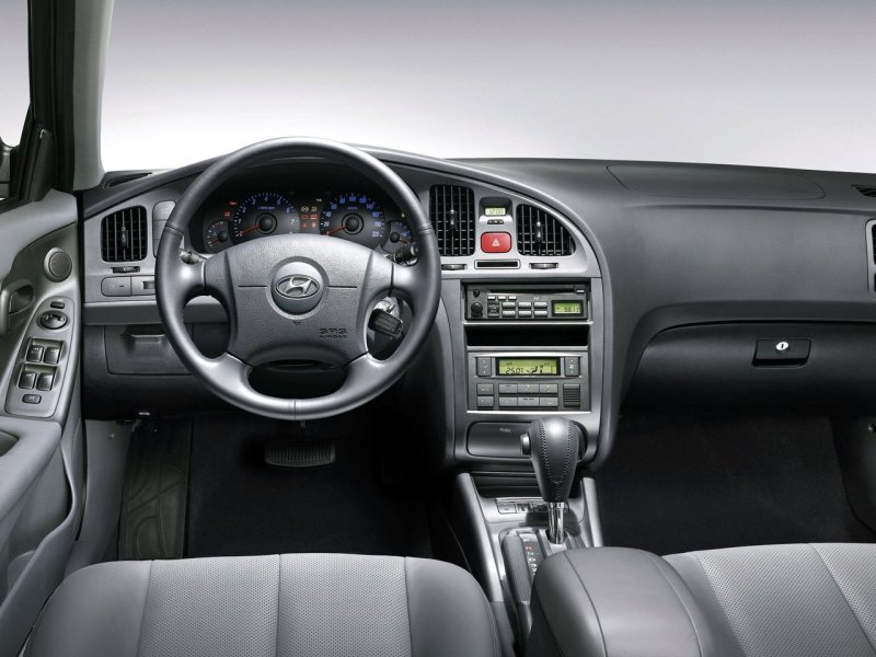Hyundai Elantra XD 2003