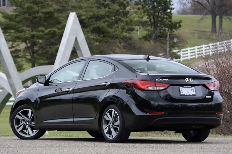Hyundai Elantra (Avante)