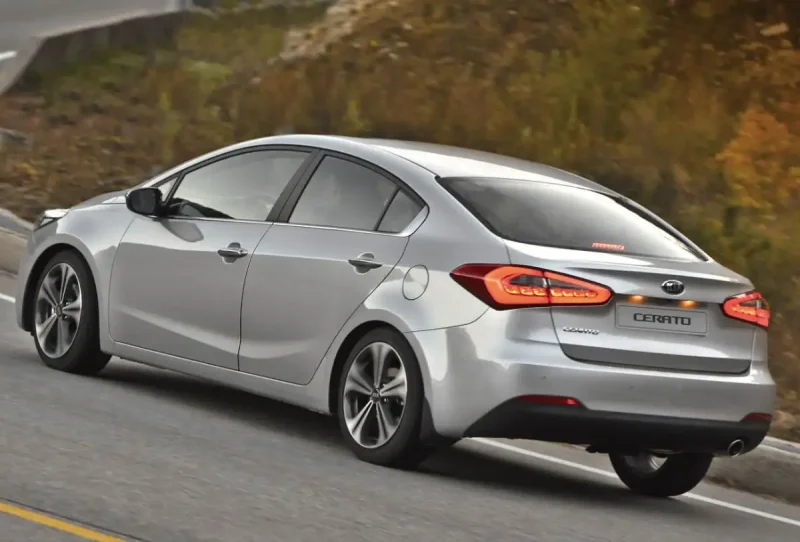 Kia Cerato 2016 белая