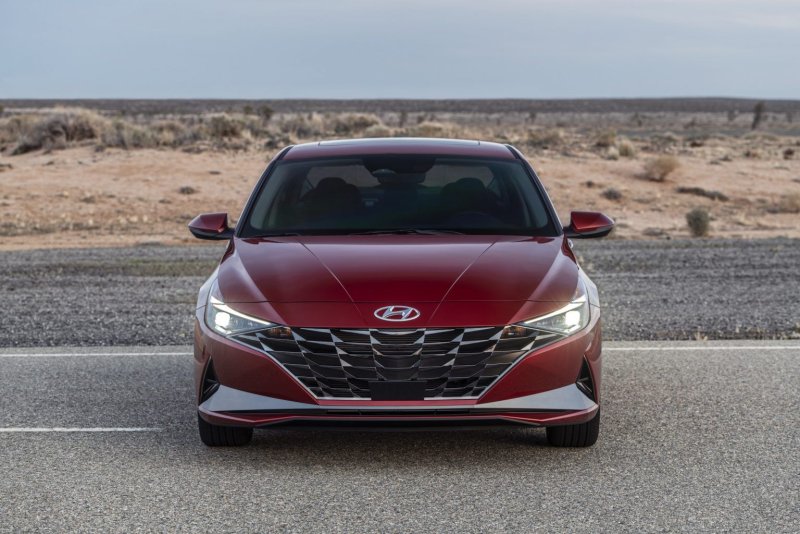 Hyundai Elantra 2021