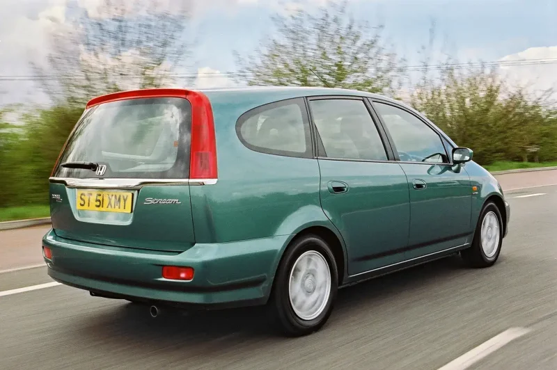 Honda стрим 2.0 2003