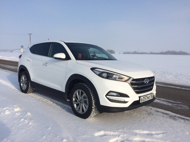 Hyundai Tucson белый