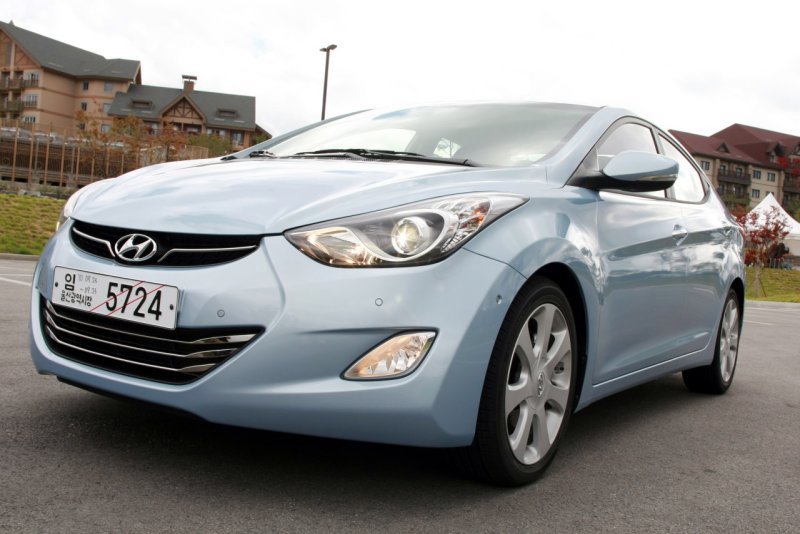 Hyundai Elantra 2011