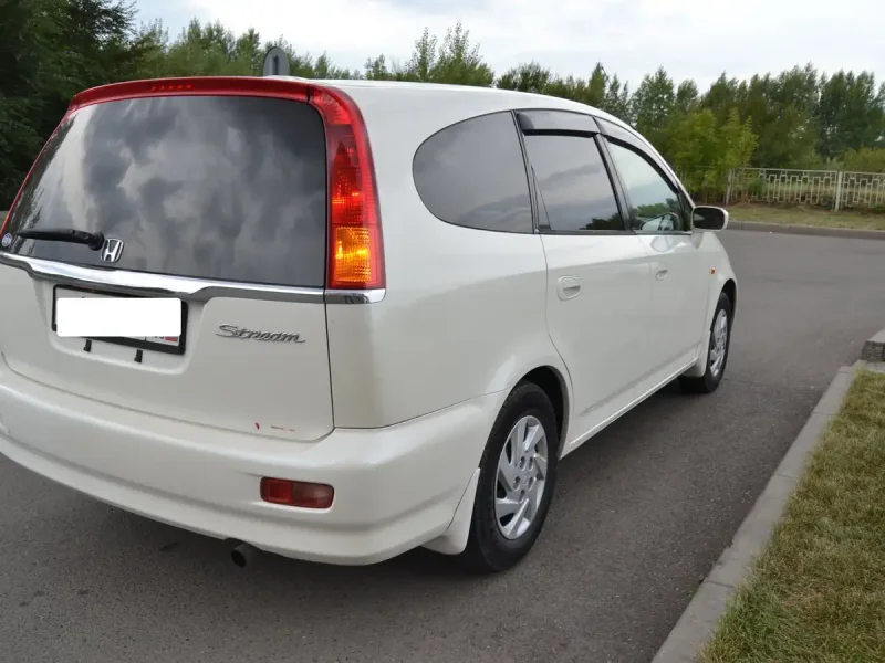 Honda Stream 2001 1.7 MF