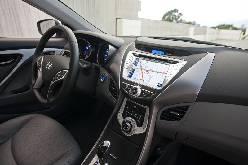 Hyundai Элантра 2011