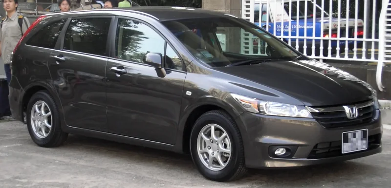 Honda Stream 2 поколение