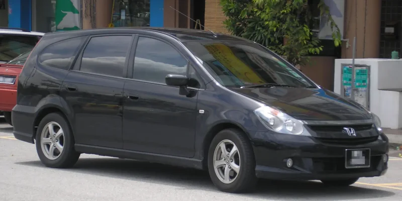 Honda Stream 1st Gen