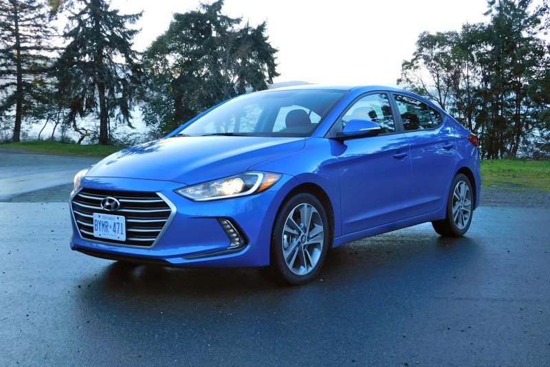 Hyundai Elantra седан