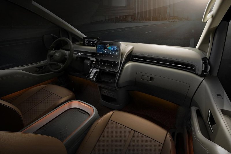 Hyundai Staria 2021 салон