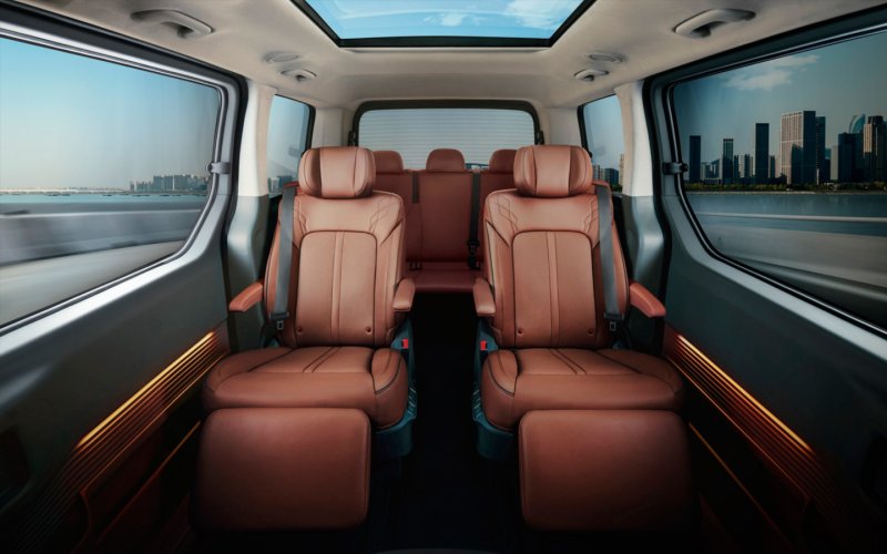 Hyundai Staria 2021