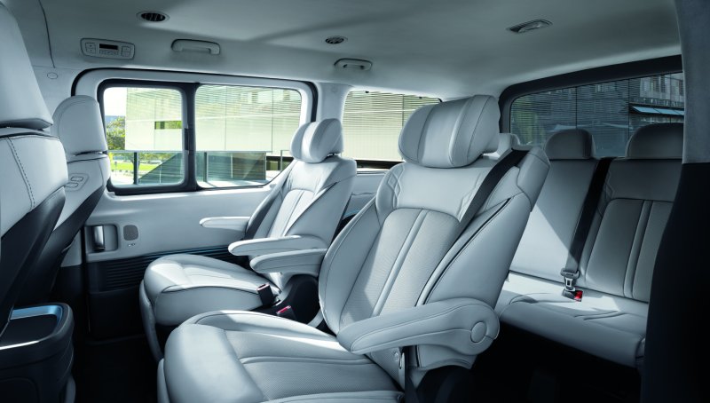 Staria Hyundai минивэн 2021