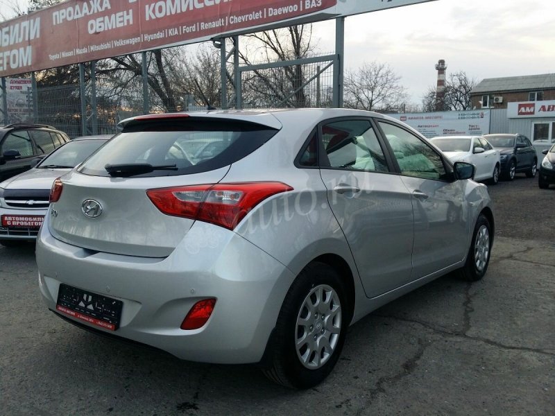 Hyundai i30 2015 хэтчбек