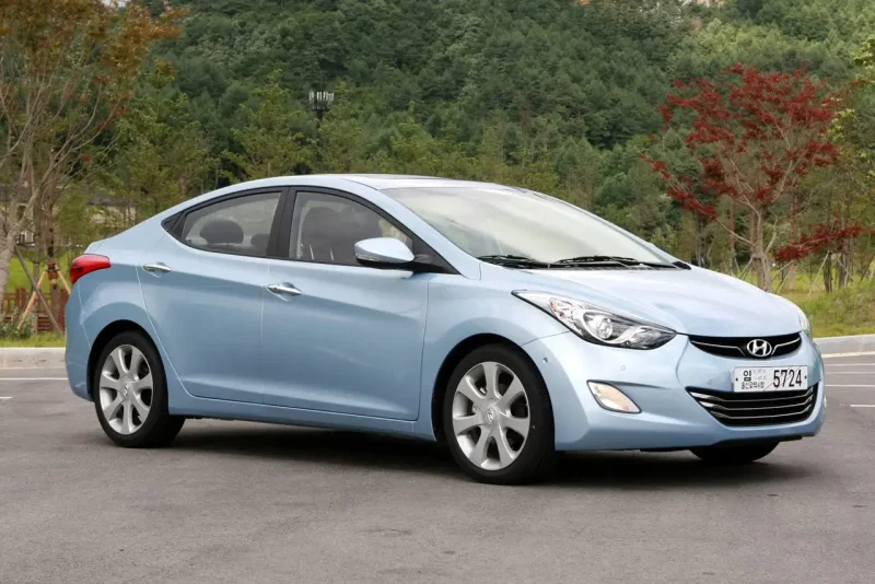 Hyundai Elantra (Avante)