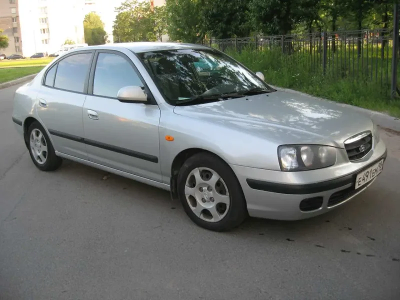 Hyundai Elantra 2002 2.0