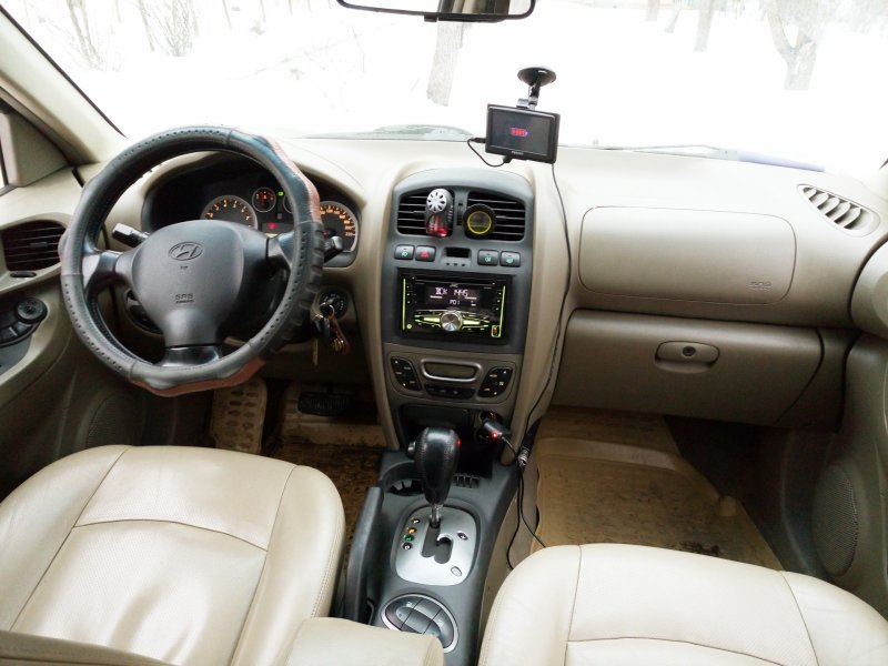 Hyundai Santa Fe Classic 2008 салон
