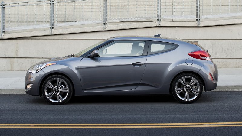 Hyundai Genesis Coupe 1