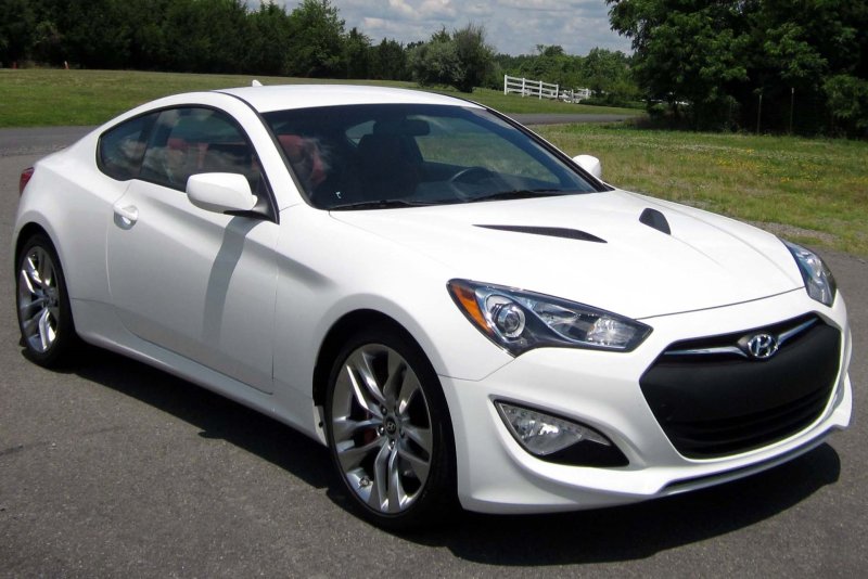 Hyundai Genesis Coupe 2013