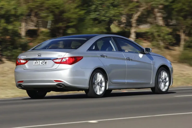 Hyundai i45 2010