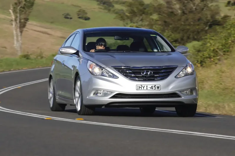 Hyundai i45