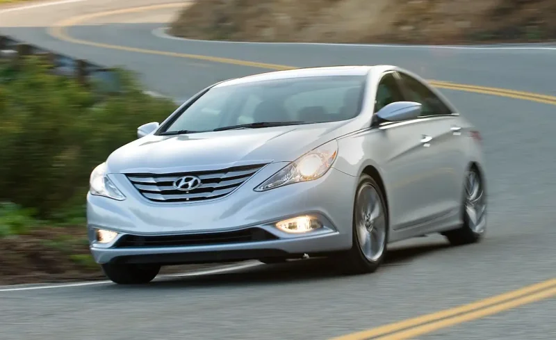 Hyundai i50