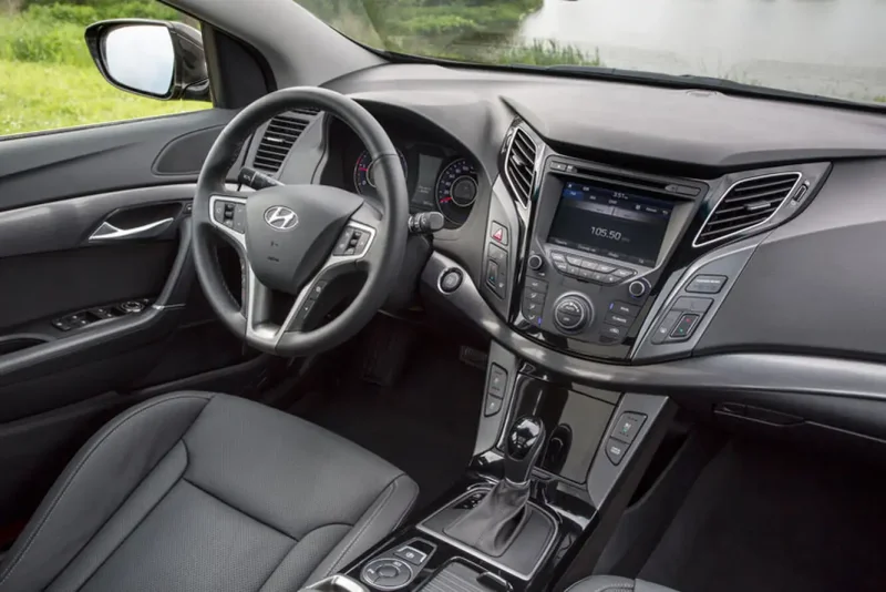 Hyundai i40 салон