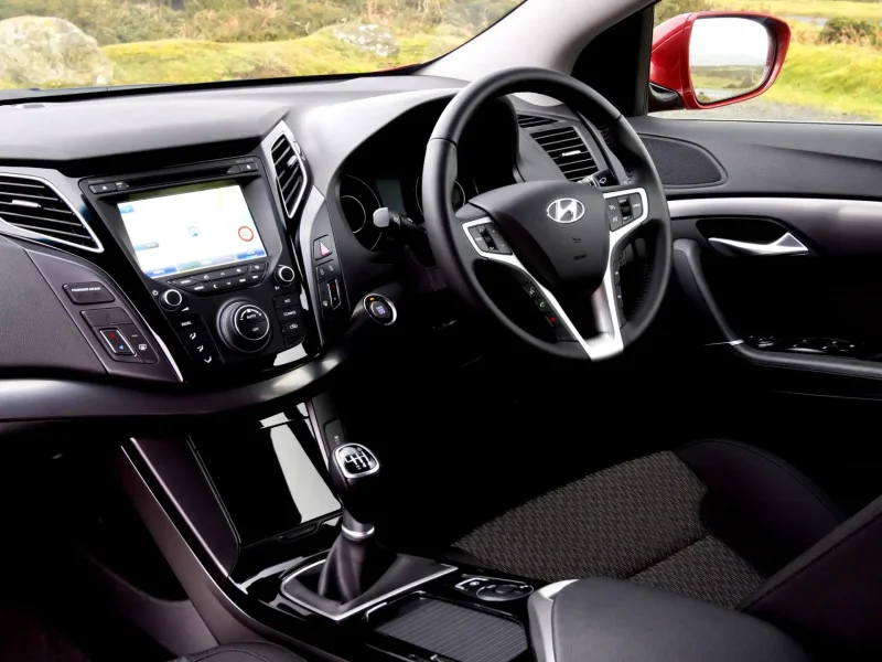 Hyundai i40 салон