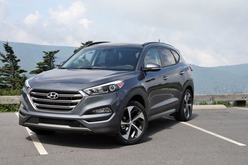 Hyundai Tucson 2017 сзади