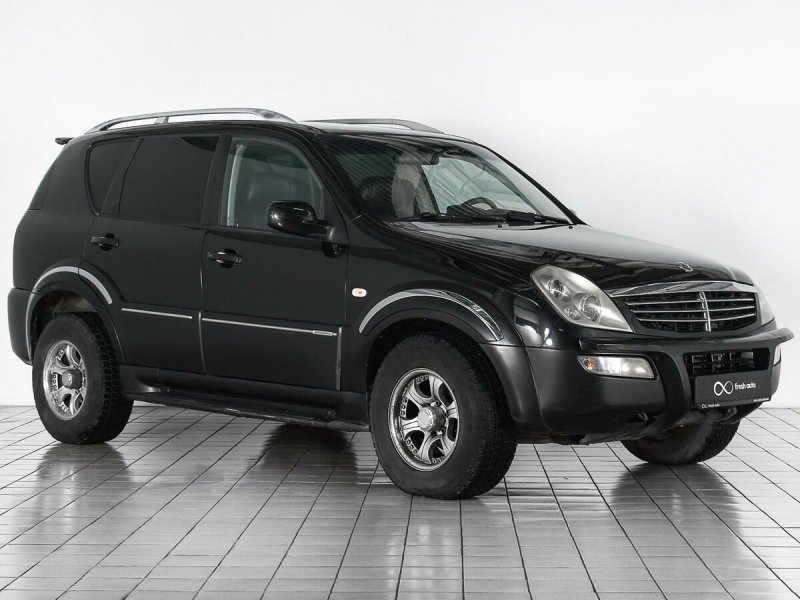 Автомобиль Rexton 2011