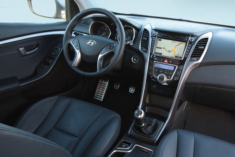 Hyundai i30 салон