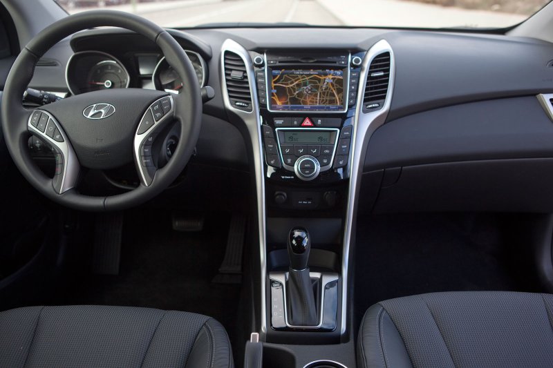 Hyundai i30 салон
