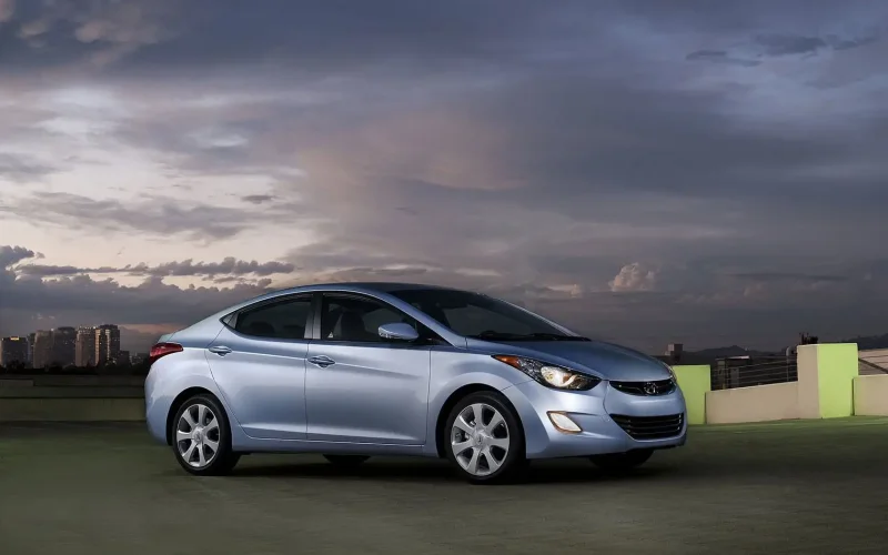 Hyundai Elantra 2011