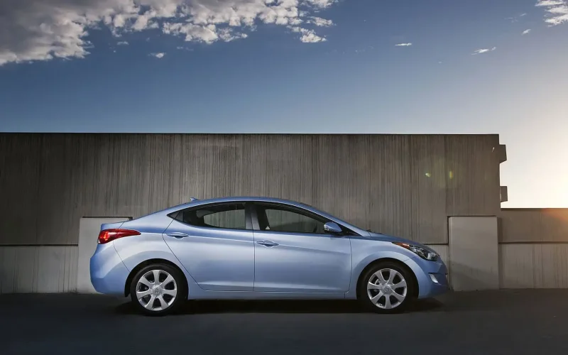 Hyundai Elantra 2013