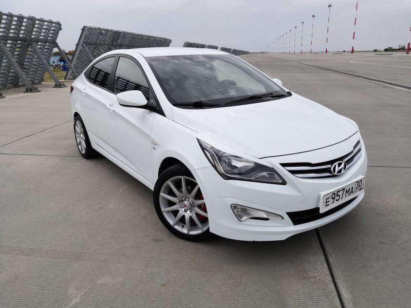 Kia Солярис 2015