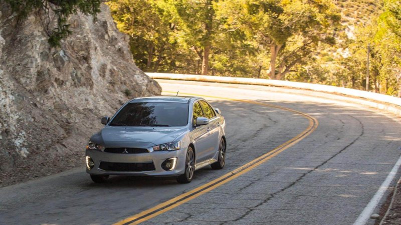 Mitsubishi Lancer 3 двери