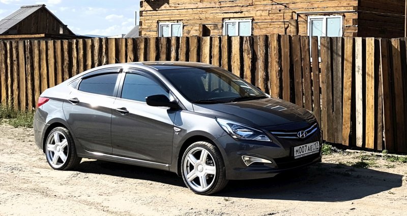 Hyundai Solaris 17