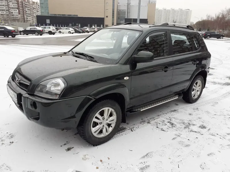 Хундай Туксон черный 2008