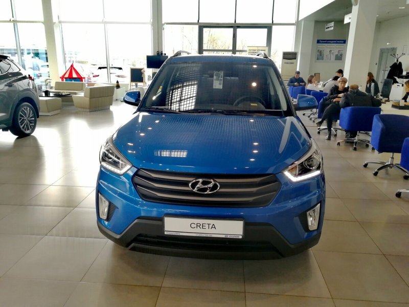 Hyundai Creta голубая