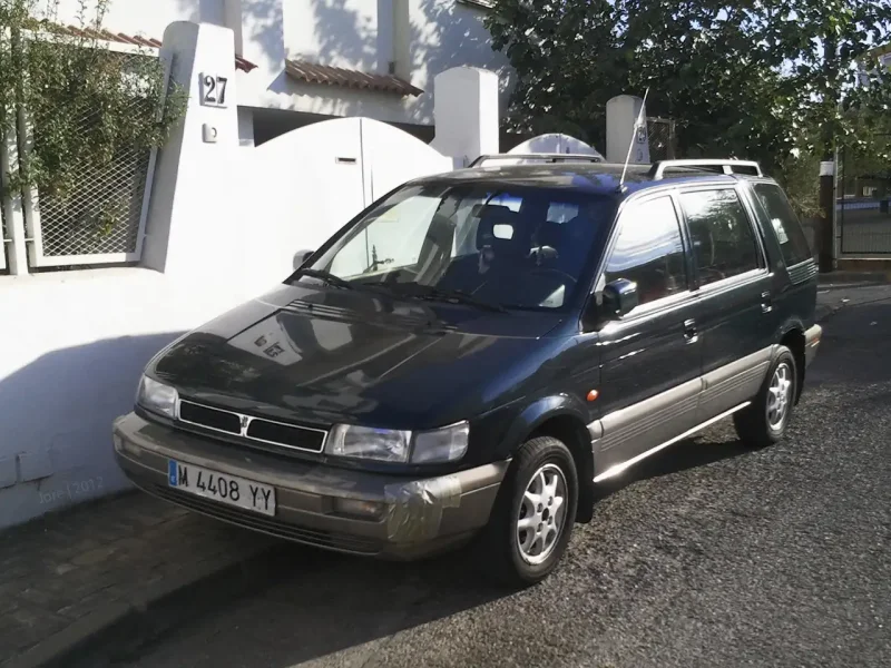 Hyundai модель Santamo год выпуска 1999