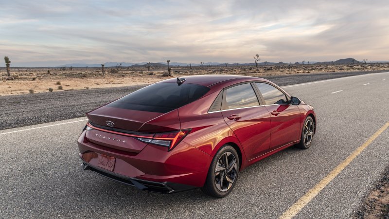 Hyundai Elantra 2021