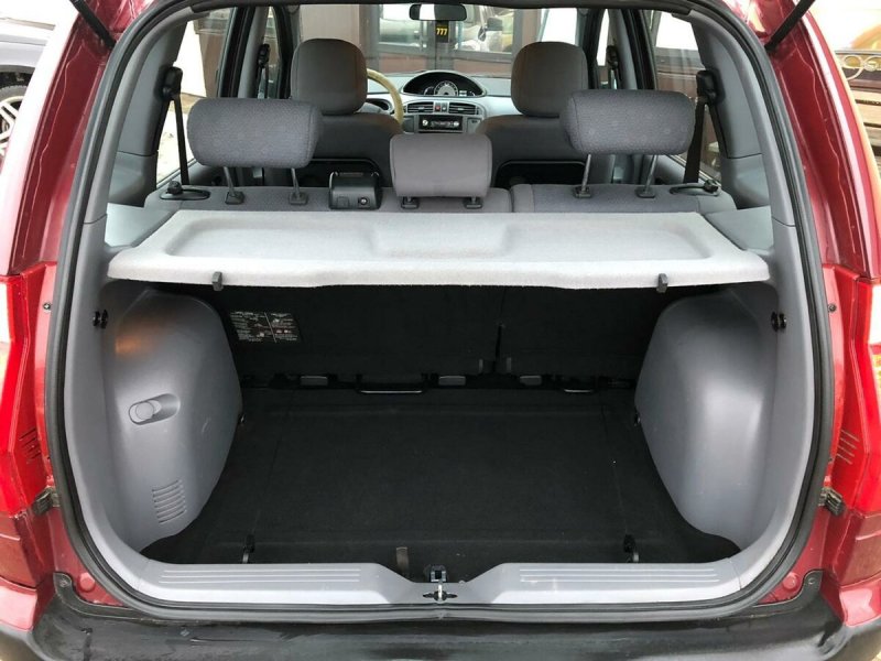 Hyundai Matrix 1.6 багажник