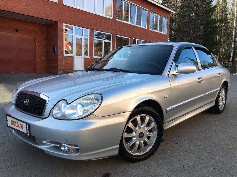 Hyundai Sonata 1 поколение