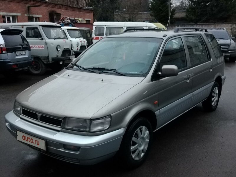 Mitsubishi Space Runner 1995 4wd