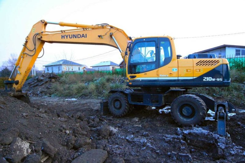 Hyundai 210w-9s
