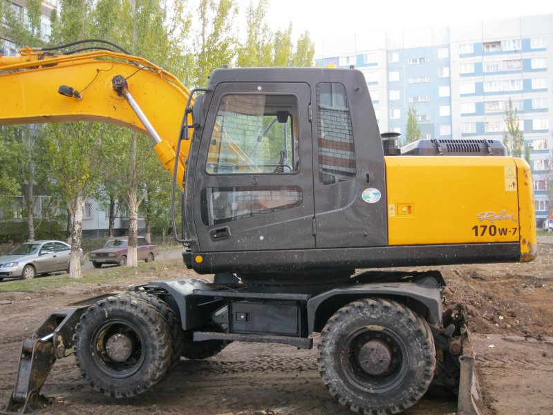 Hyundai r170w-7
