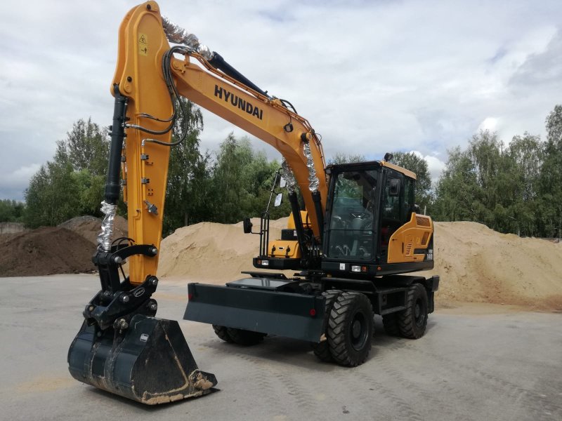 Колесный экскаватор Hyundai hw140