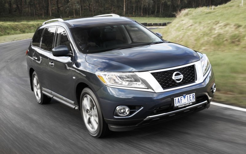 Nissan Pathfinder 2