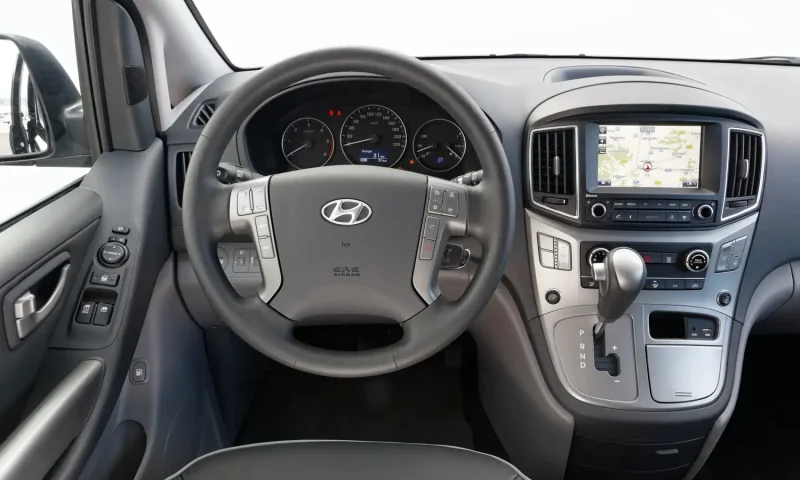Hyundai h1 2016 Interior