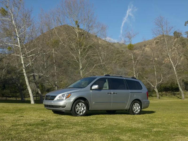 Hyundai Entourage 2007